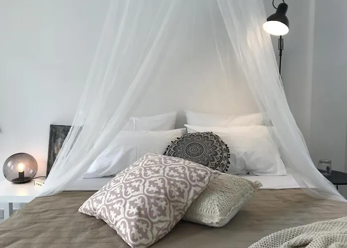 Studios Casa Liaya