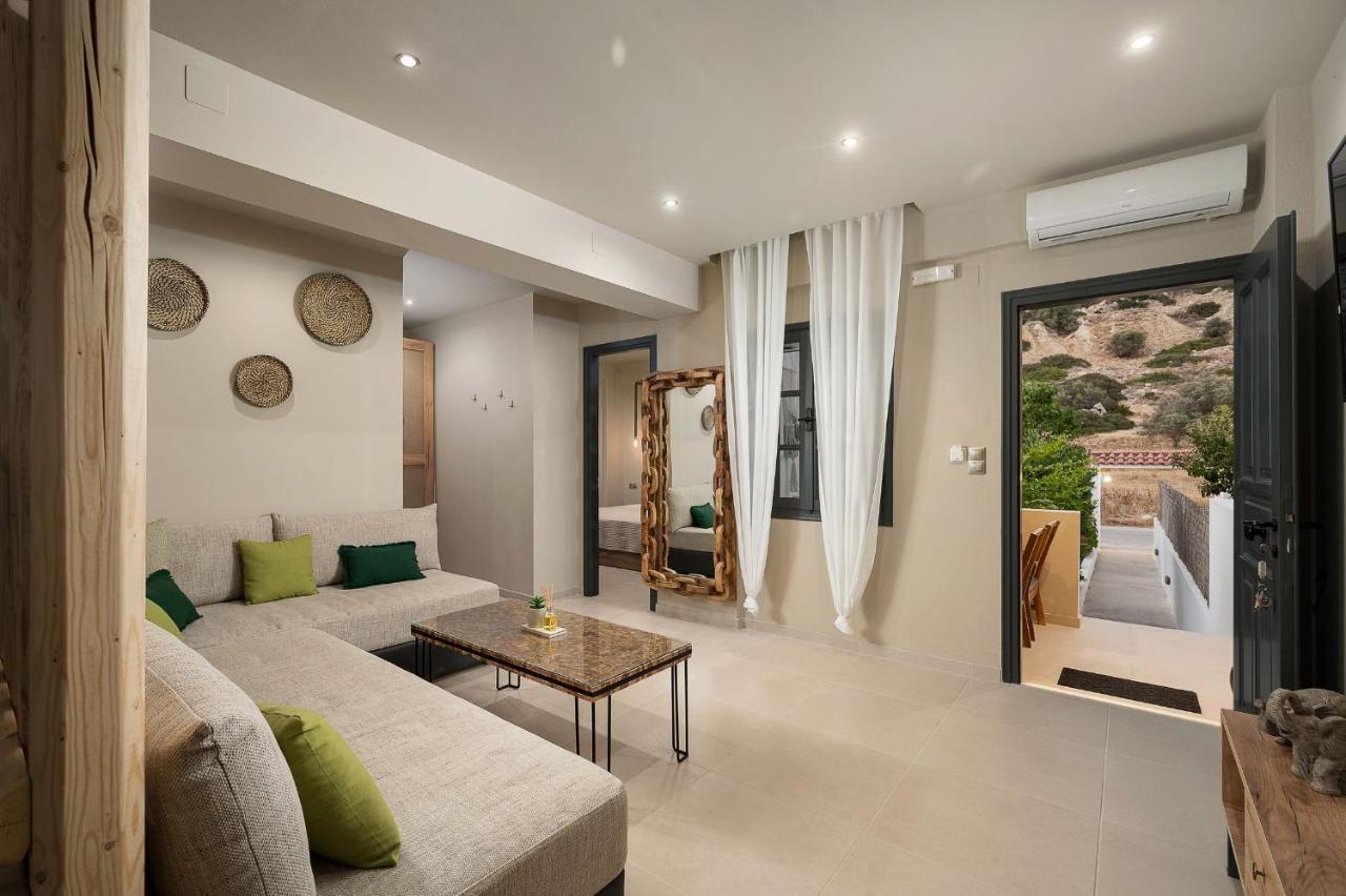Apartment Studios Casa Liaya
